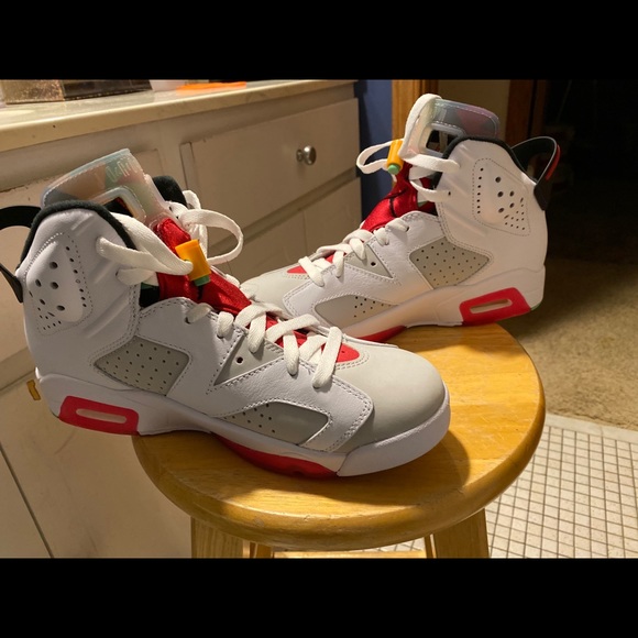 Jordan 6 hare Men size 7.5